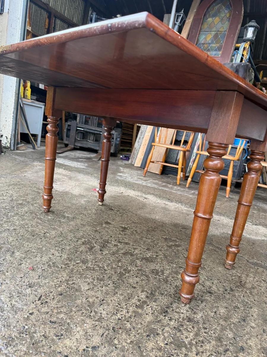 Mahogany extending antique table - Image 4