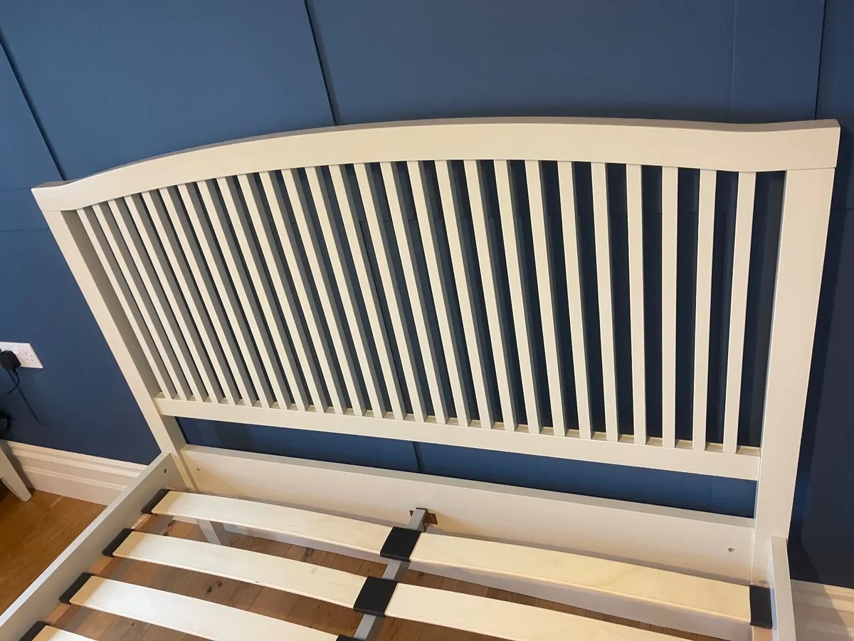 Double bed - Image 3