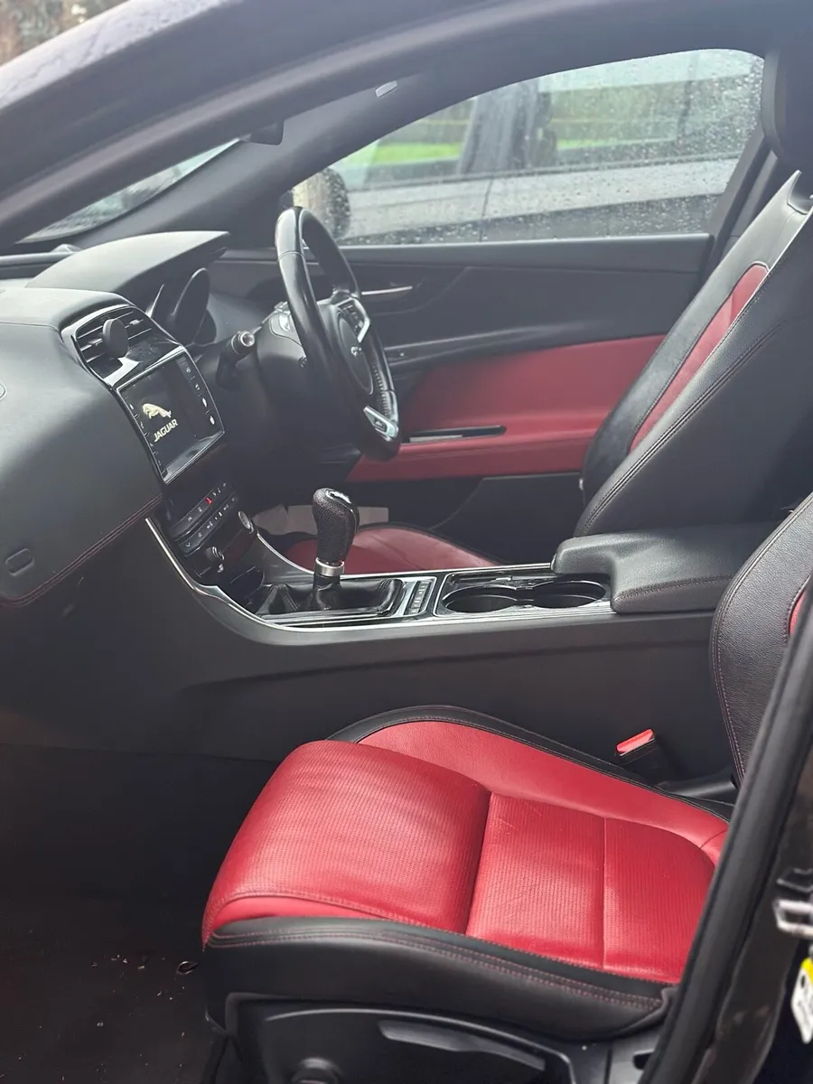 JAGUAR XE R SPORT - 2 years valid NCT - Image 4