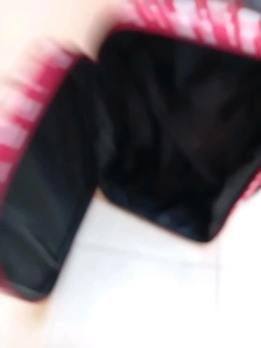 LARGE PINK SUITCASE - Image 2