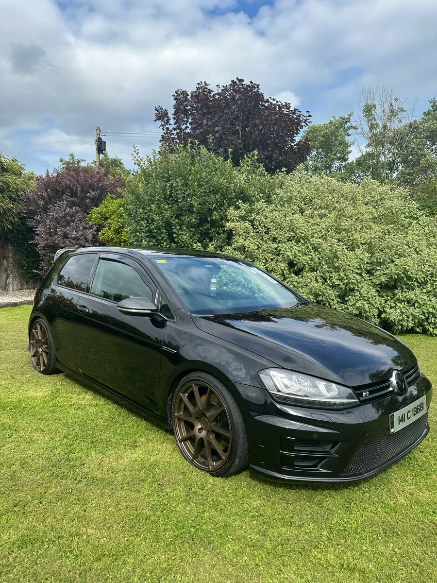 Golf R 300ps - Image 3