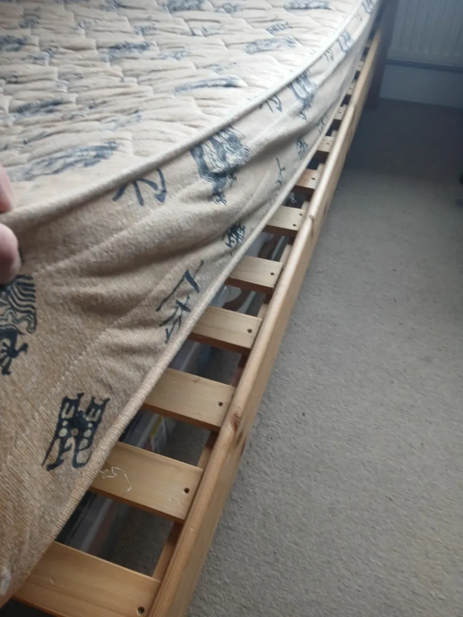 Double bed - Image 2