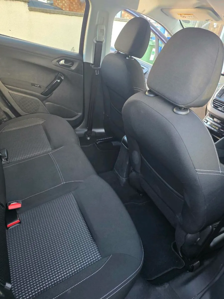 Peugeot 2017 automatic - Image 4