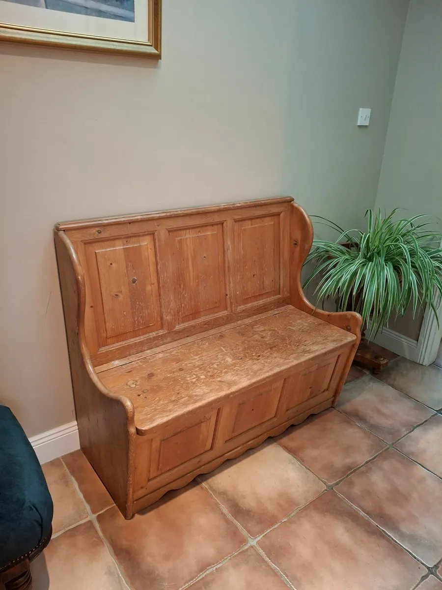 Monks Bench - Image 4