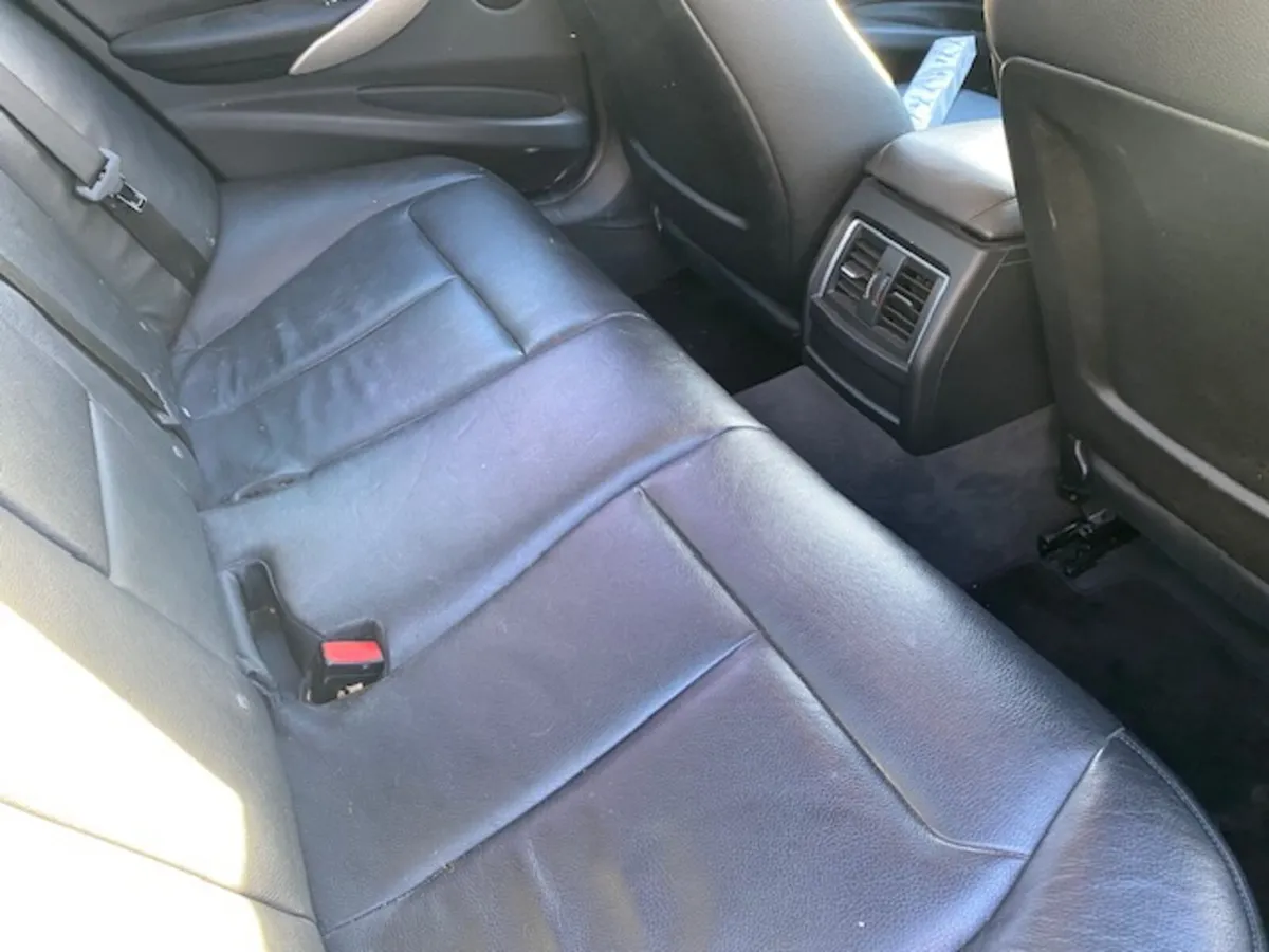 171 BMW 320 D Efficient Dynamics - Image 4