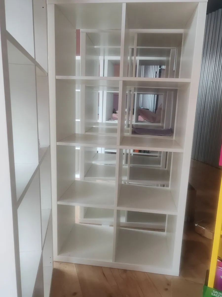 Storage shelves for shops / Warehouse - Image 1