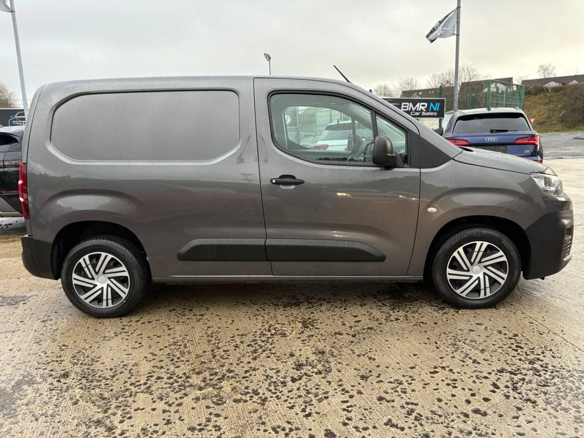 2020 BERLINGO NEW MODEL TOP SPEC - Image 4