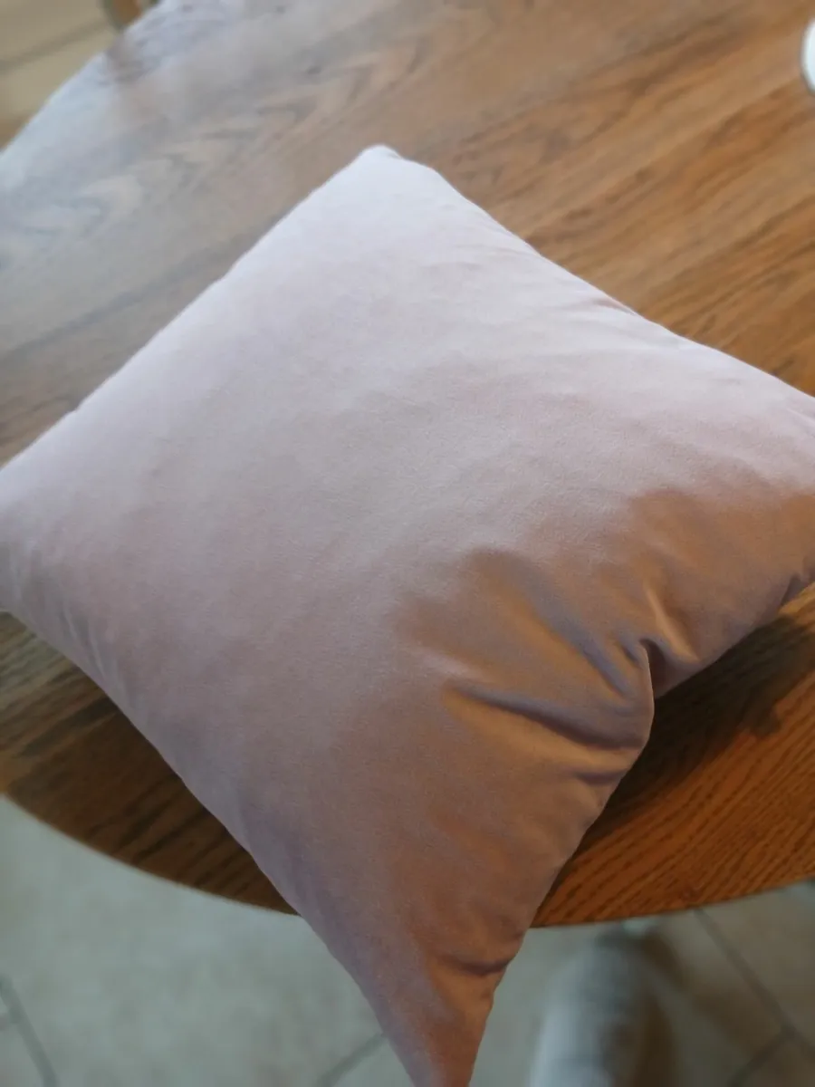 Cushions - Image 2