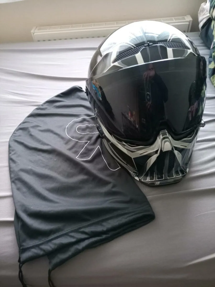 Ruroc AT4.0 Carbon – Darth Vader Edition - Image 4