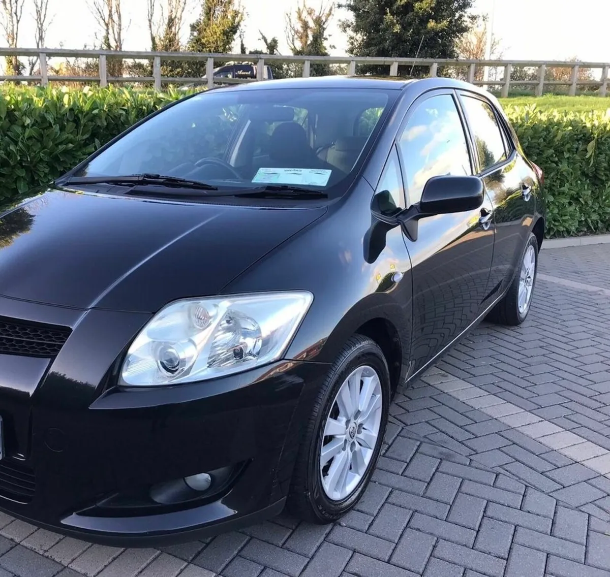 (€1650). Toyota Auris Nct 04.26 & Tax 01.26. €1650 - Image 3