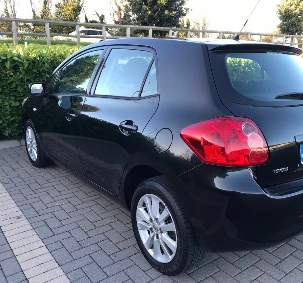 (€1650). Toyota Auris Nct 04.26 & Tax 01.26. €1650 - Image 4