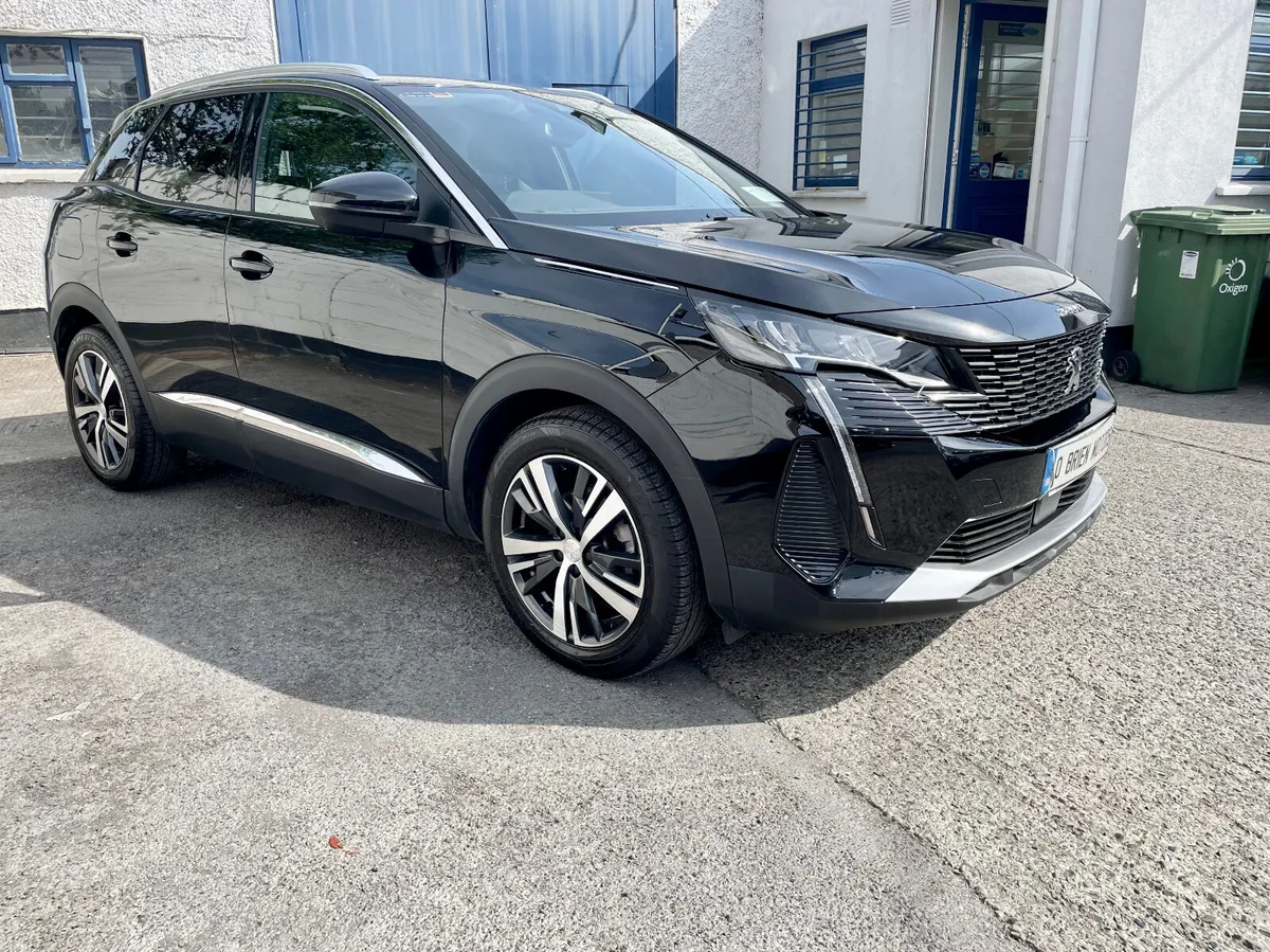 Peugeot 3008 Allure 1.5 BlueHDI 130BHP Manual,2022 - Image 3