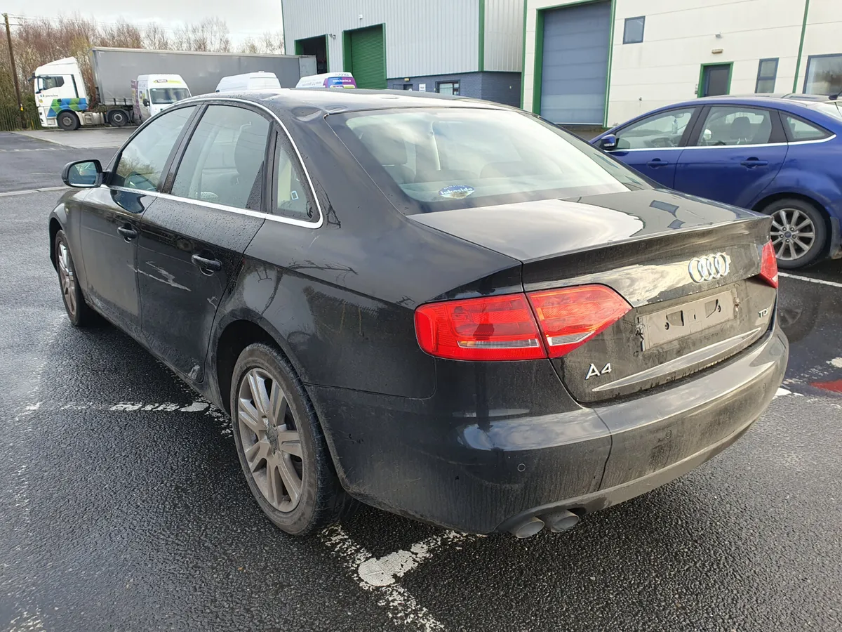 11 AUDI A4  SE 2.0 TDI (CAG) AUTO FOR BREAKING - Image 3