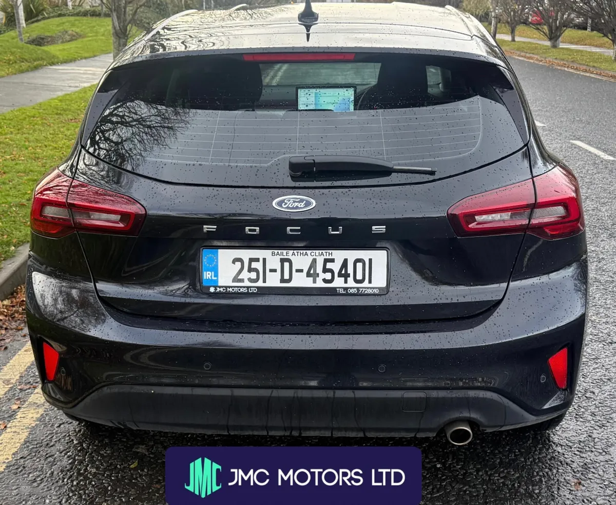Ford Focus 2025 Titanium - Image 4