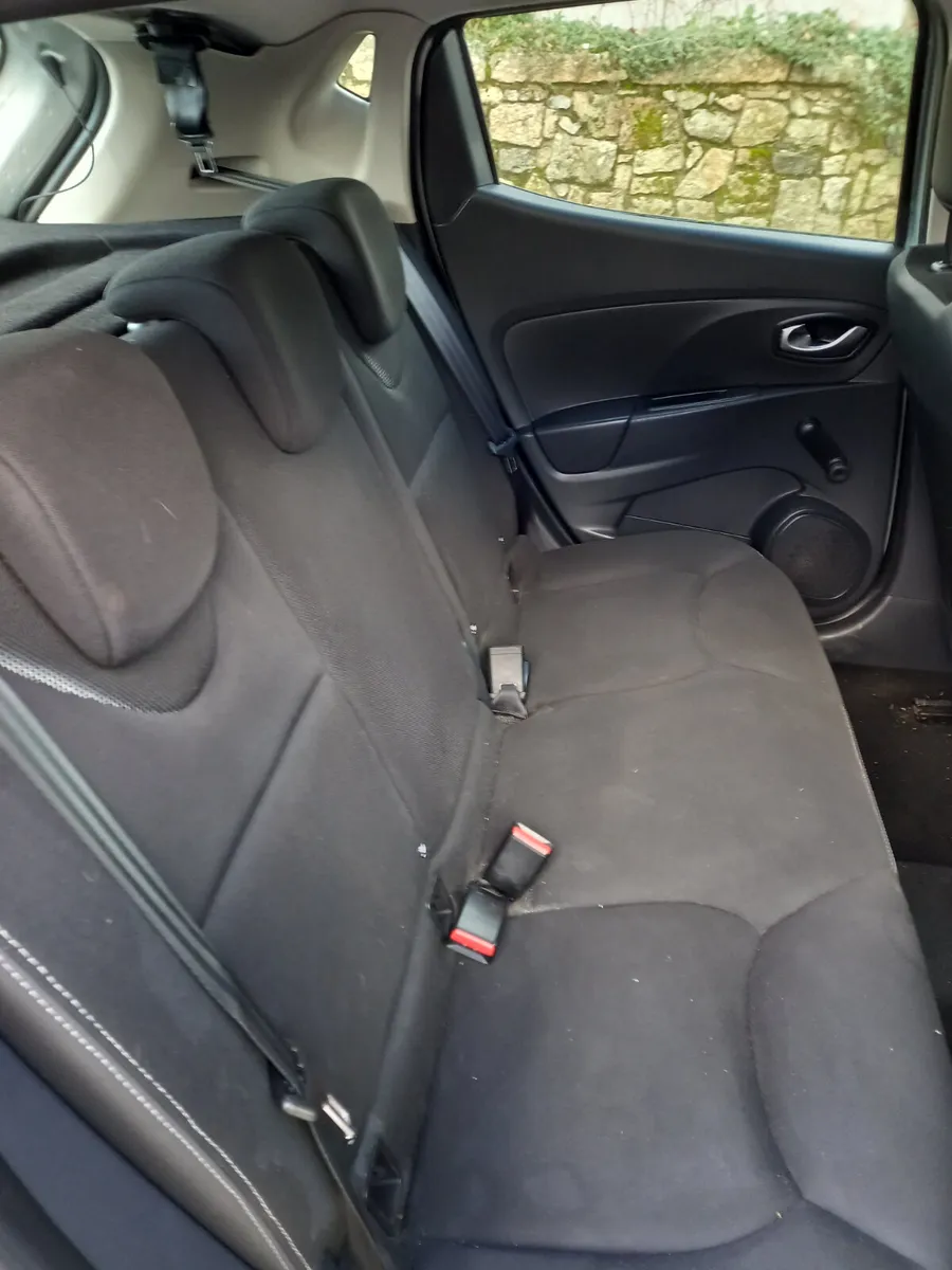 2015 Renault Clio Dynamique 1L Petrol - Image 1