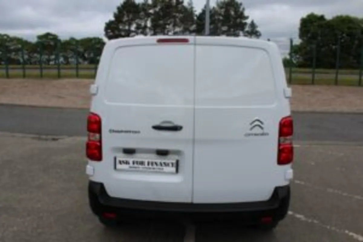 2023 Citroen Dispatch 1000 M Enterprise Edition - Image 4