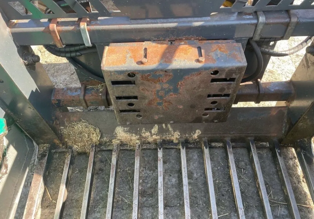 Pro dig 5ft mega bite - Image 2