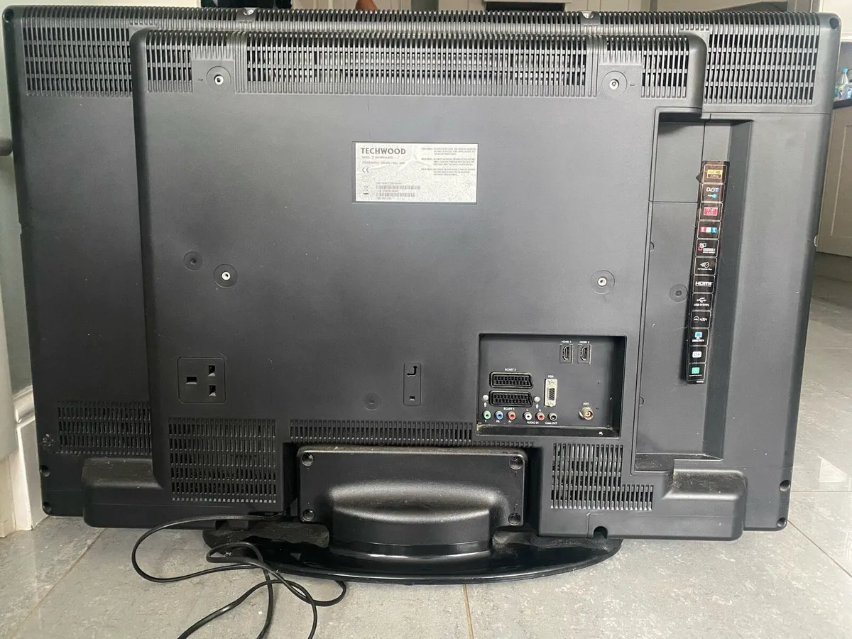 Techwood 37” TV Full HD including new One For All - Image 2