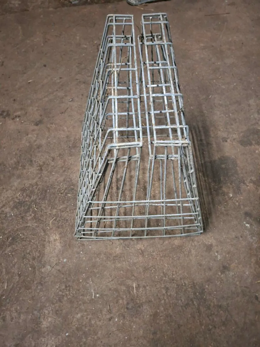 Sheep feeders - Image 3