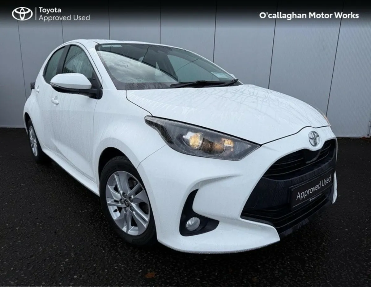 Toyota Yaris YARIS 1.0 LUNA - Image 1