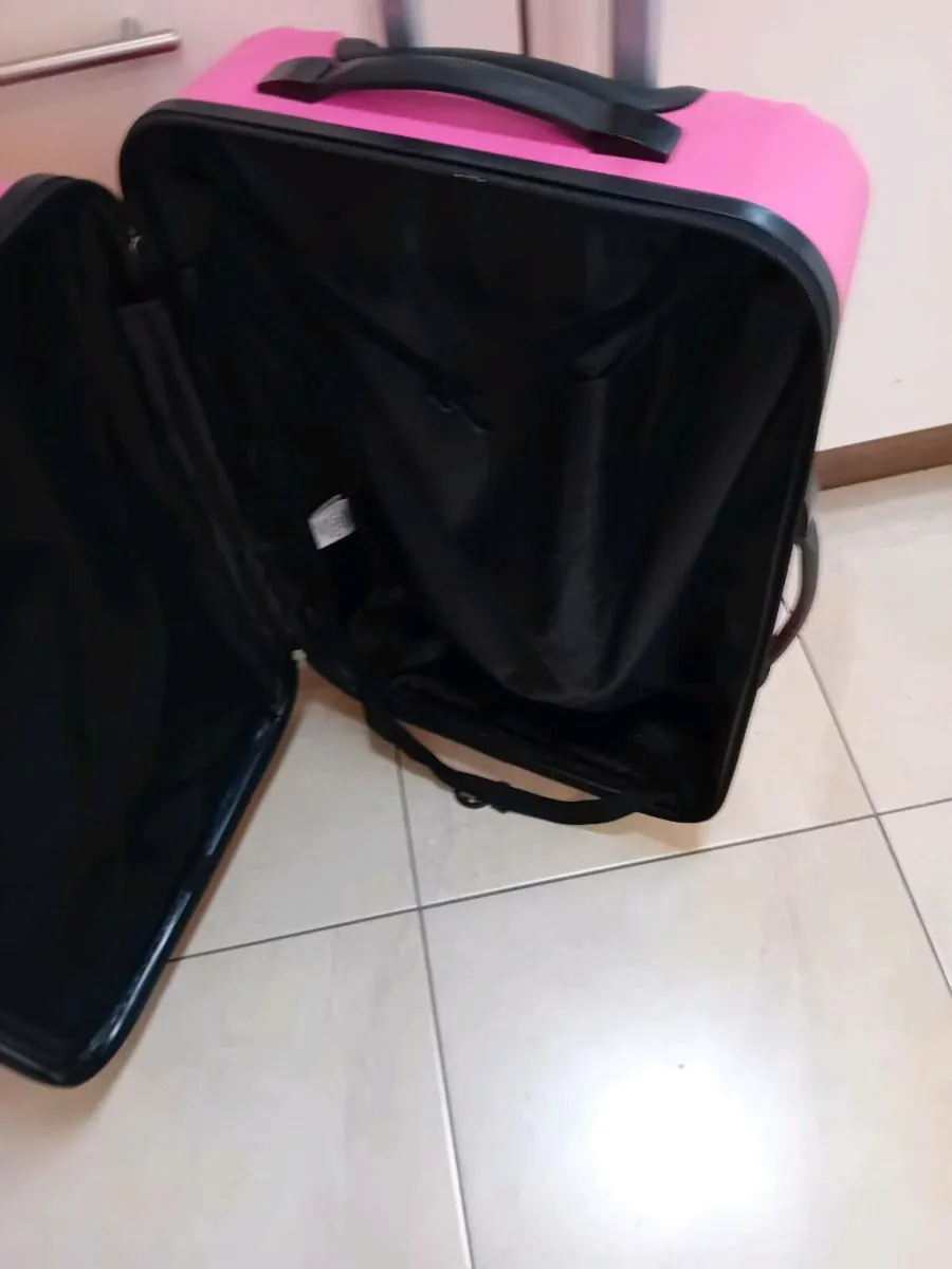 LARGE PINK SUITCASE 4 WHEELS - Image 2