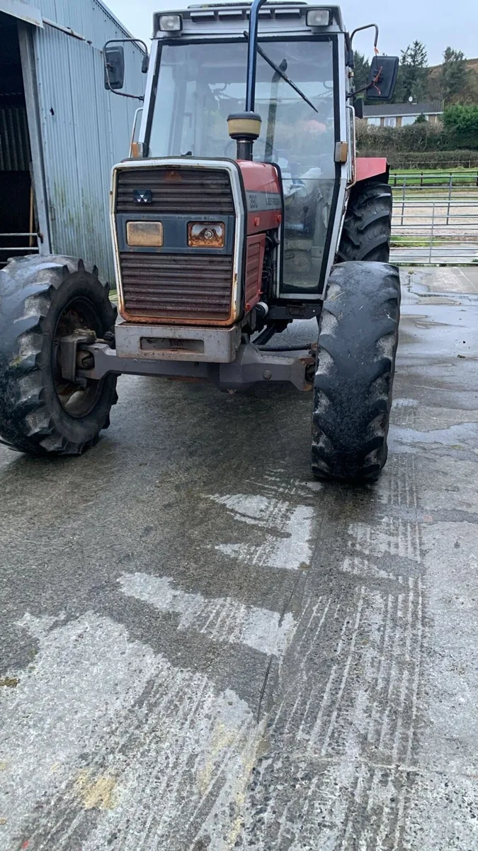 1993 Massey Ferguson 390 - Image 1
