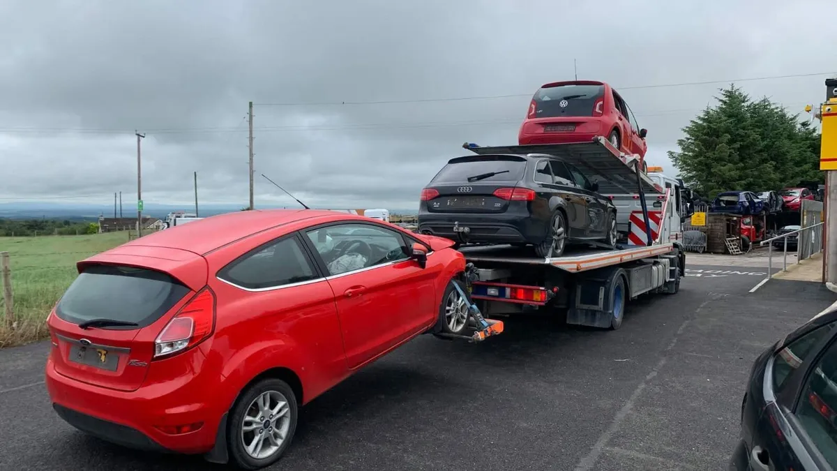 All Vehicles Bought for cash Today - Image 2