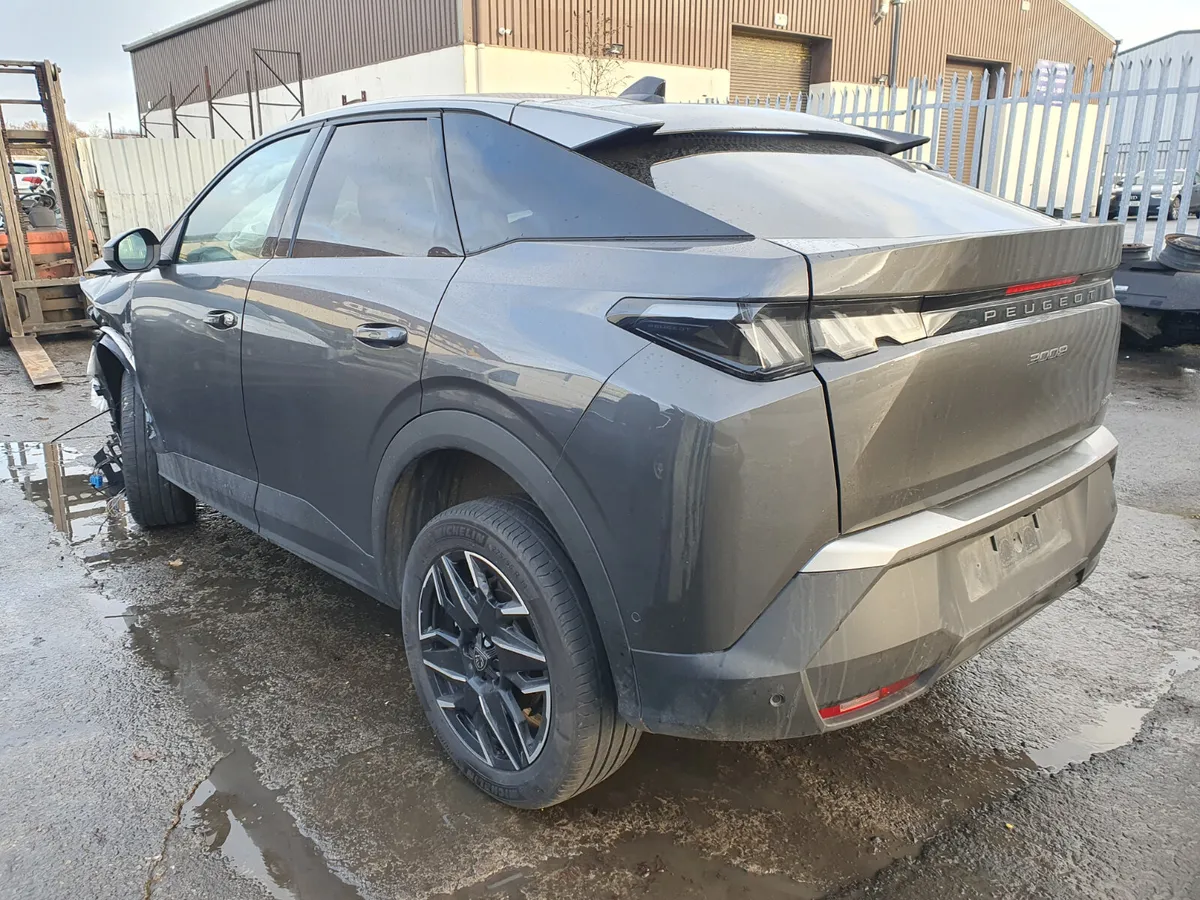 25 PEUGEOT 3008  1.2 P MHEV FOR BREAKING - Image 3