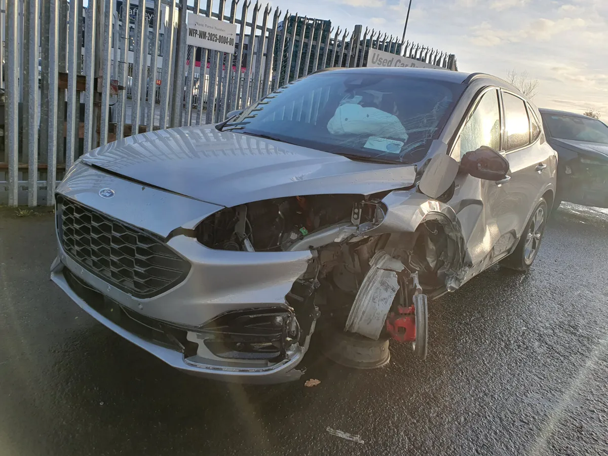 23 FORD KUGA  2.5 HYBRID ST-LINE X FOR BREAKING - Image 2