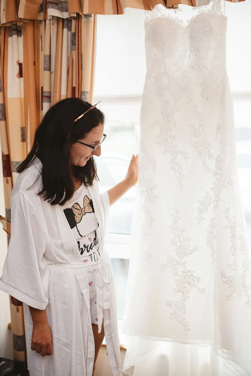 Wedding dress - Image 1