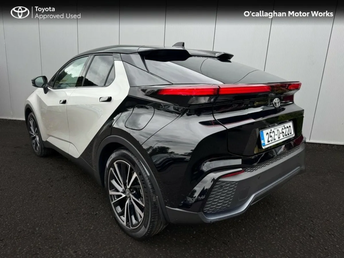 Toyota C-HR C-HR PHEV PREMIERE EDITIO - Image 3