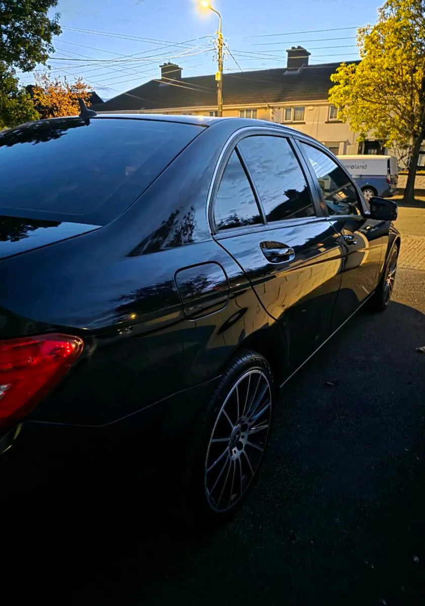 Mercedes-Benz C Class C220 AVANTGARD - Image 3
