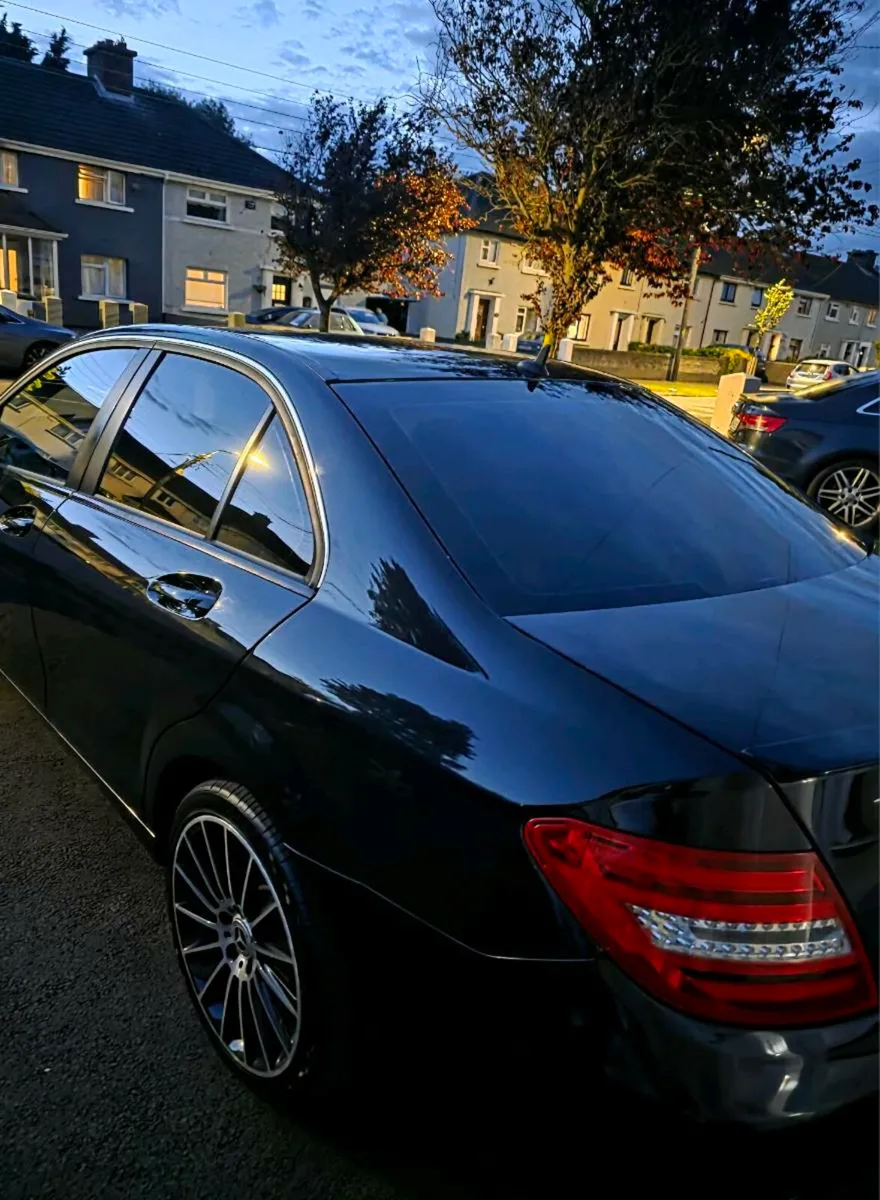 Mercedes-Benz C Class C220 AVANTGARD - Image 4