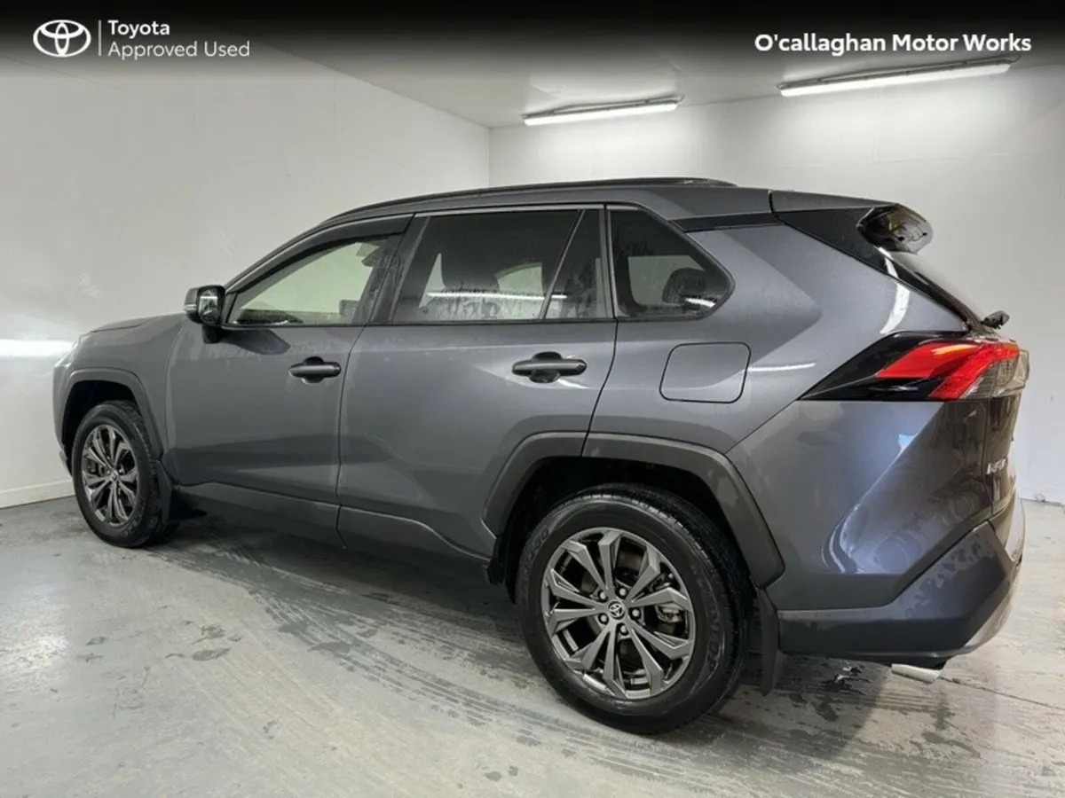 Toyota RAV4 RAV4 HYBRID SOL 4DR AUTO - Image 3