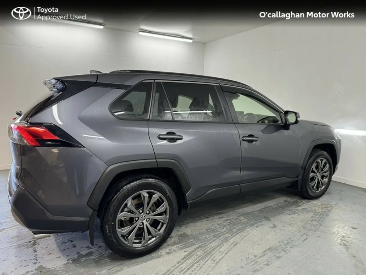 Toyota RAV4 RAV4 HYBRID SOL 4DR AUTO - Image 4