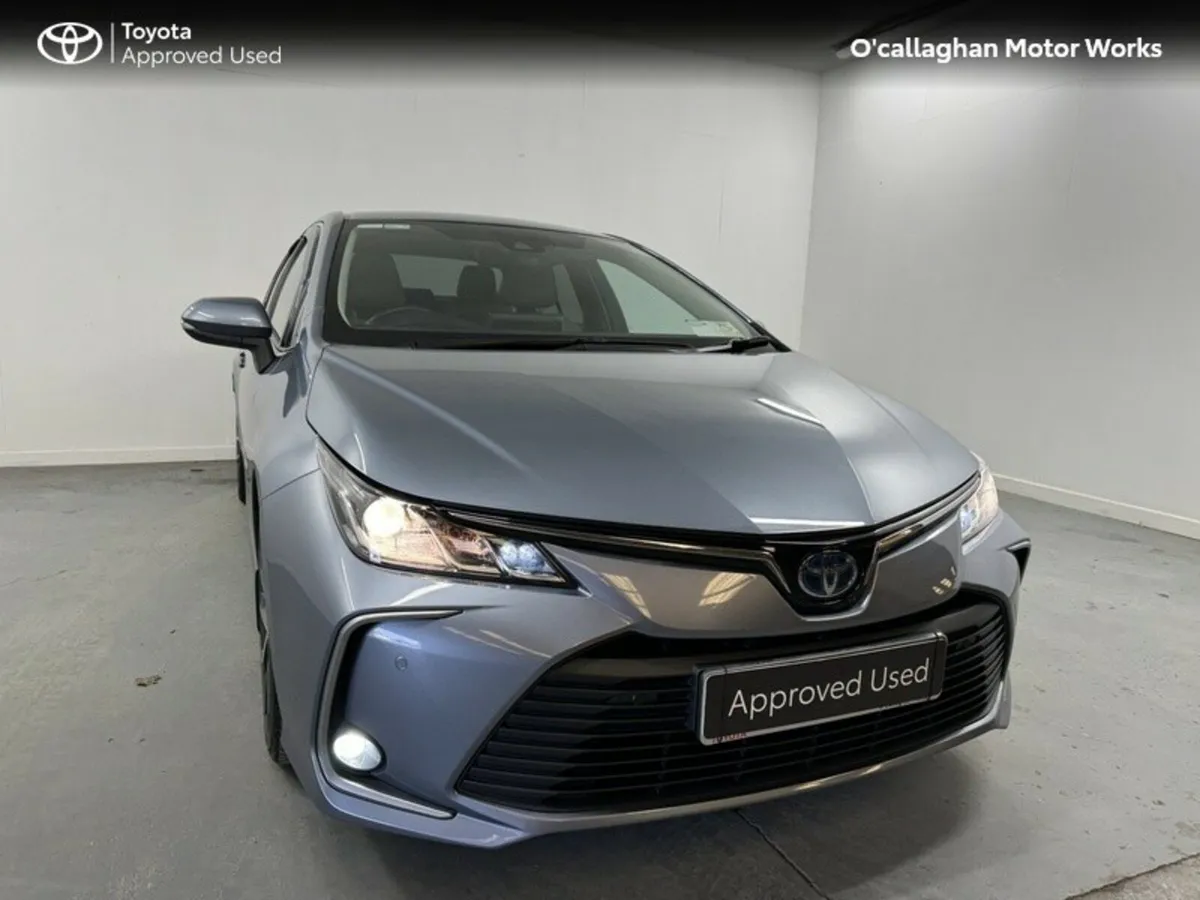 Toyota Corolla COROLLA HYBRID SOL SALOON - Image 2