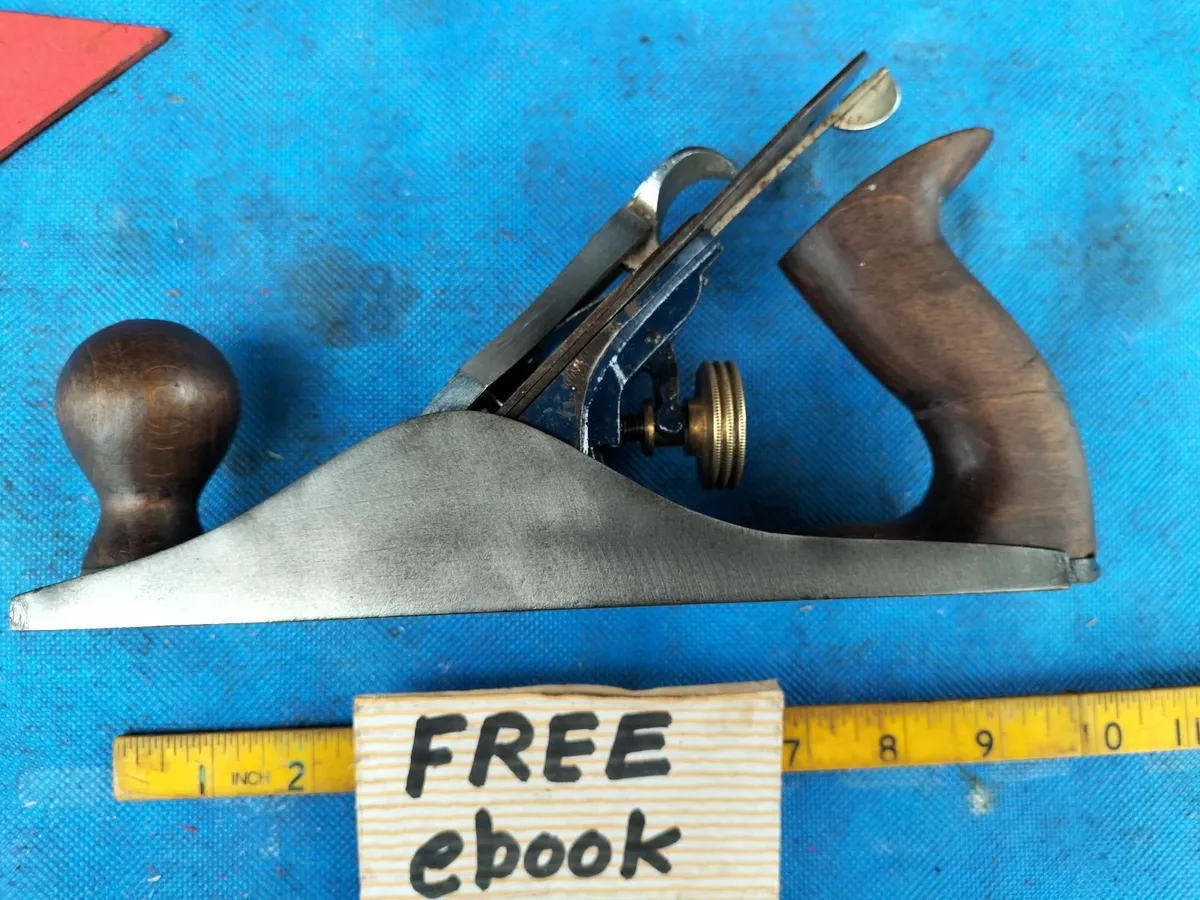 Record 04 Plane - Image 2