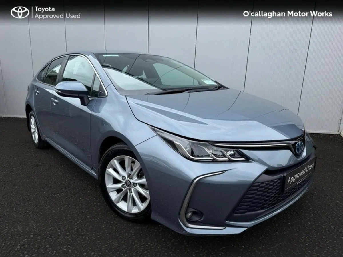 Toyota Corolla COROLLA LUNA SALOON - Image 1