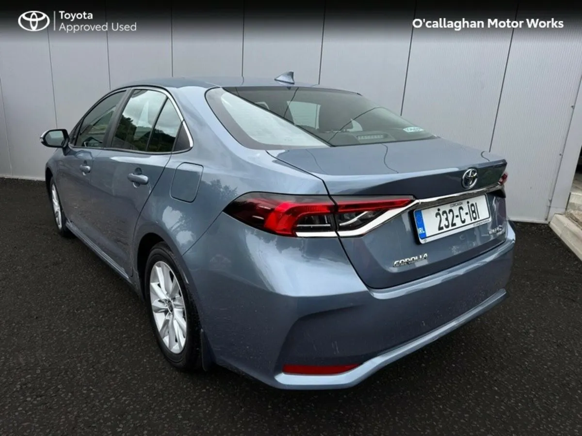 Toyota Corolla COROLLA LUNA SALOON - Image 3