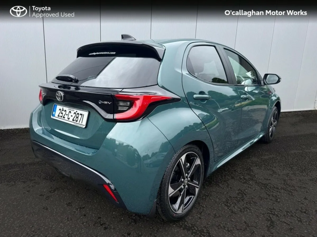 Toyota Yaris YARIS HYBRID 1.5 PLATINUM - Image 4