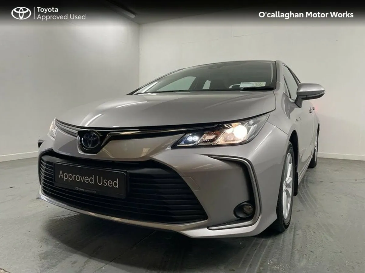 Toyota Corolla COROLLA HYB LUNA SALOON - Image 3