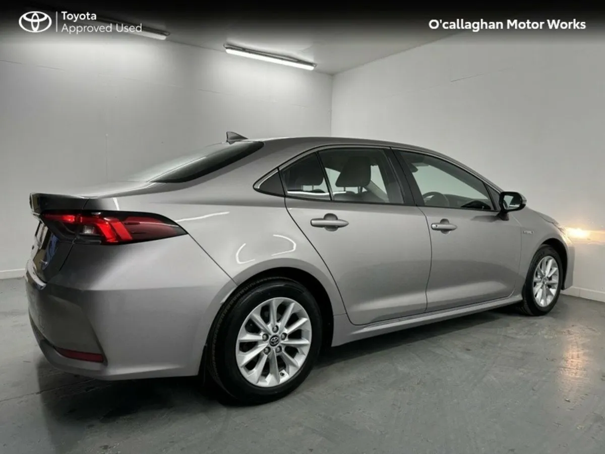 Toyota Corolla COROLLA HYBRID LUNA SAL - Image 4