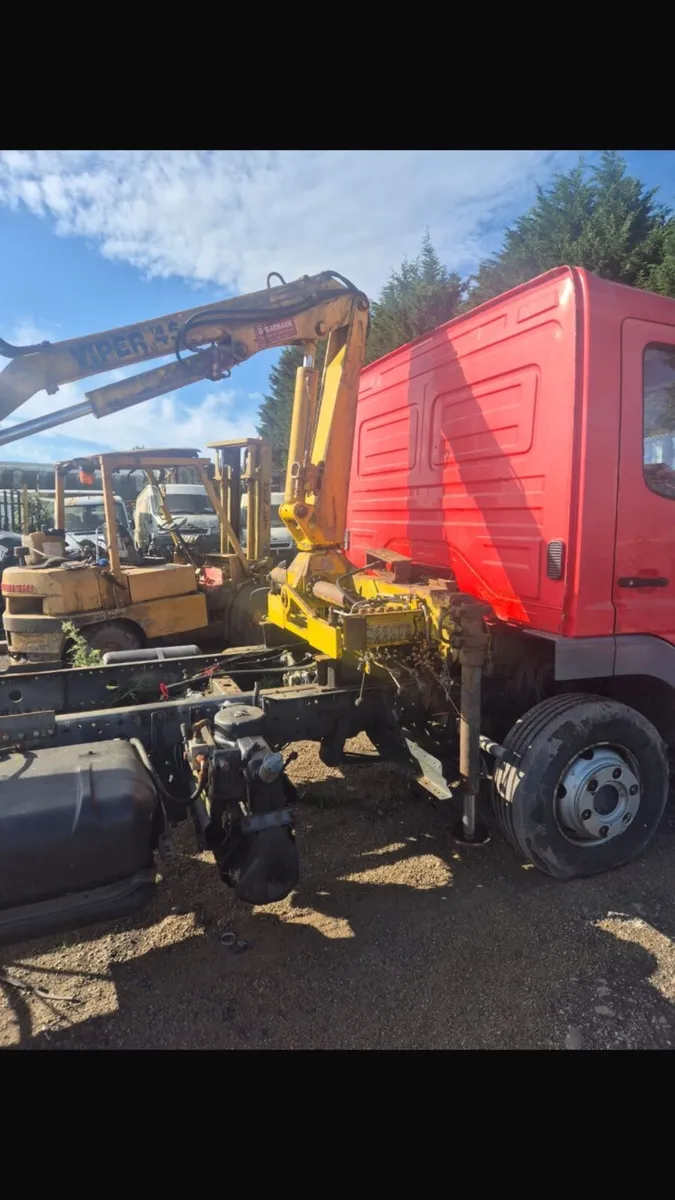 Crane off Mercedes truck 700 euro - Image 3