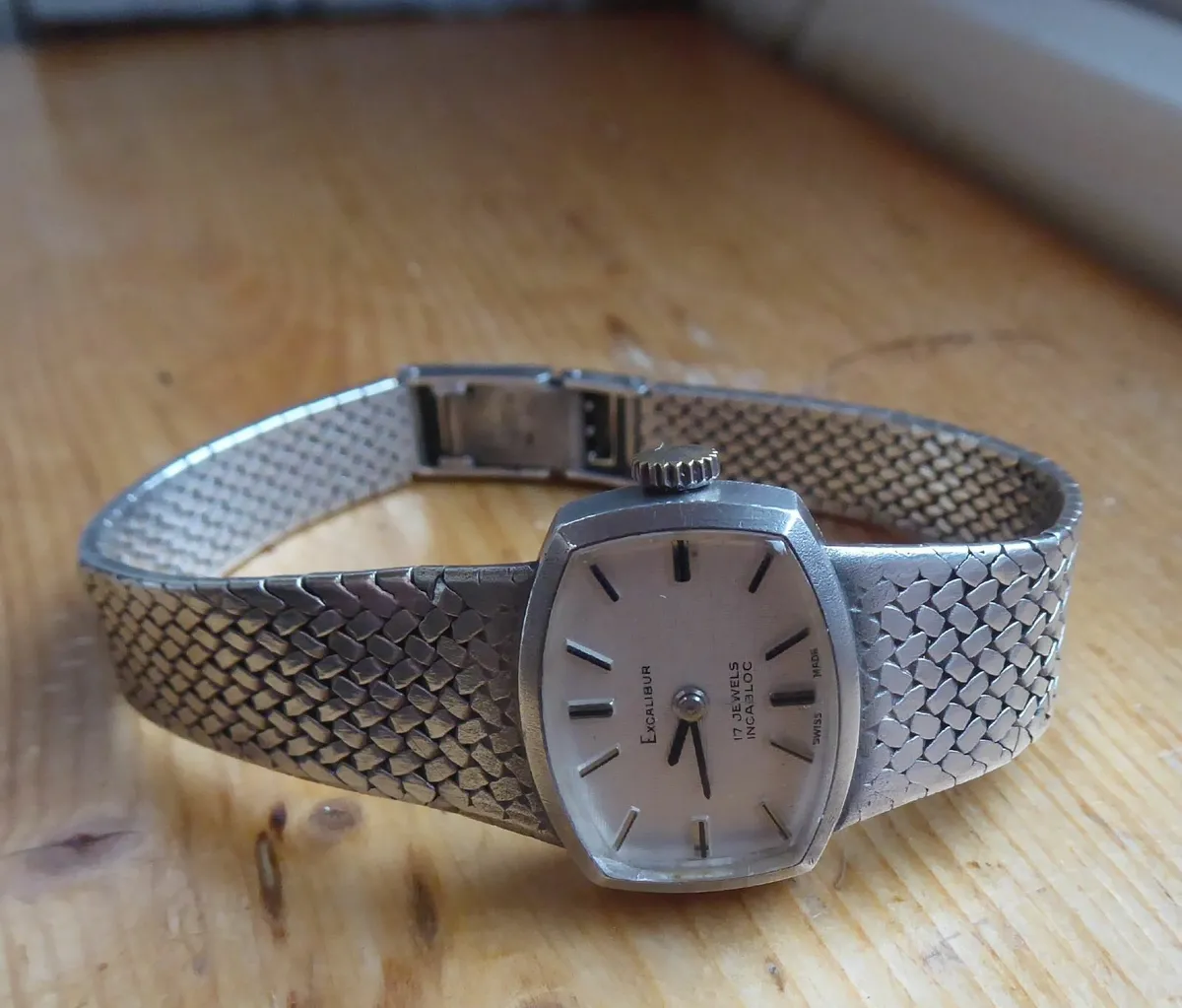 Hallmarked vintage silver watch. Running, Wt 27g - Image 1