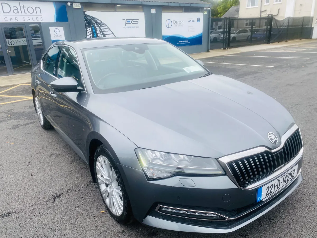 SKODA SUPERB STYLE AUTO 2.0 TDI 2022 (221) - Image 3
