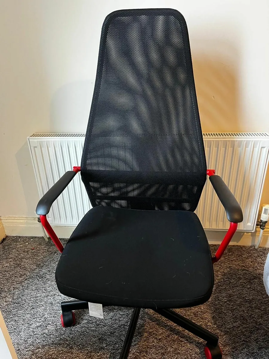 Desk + Ergonomic Gaming Chair - Image 2
