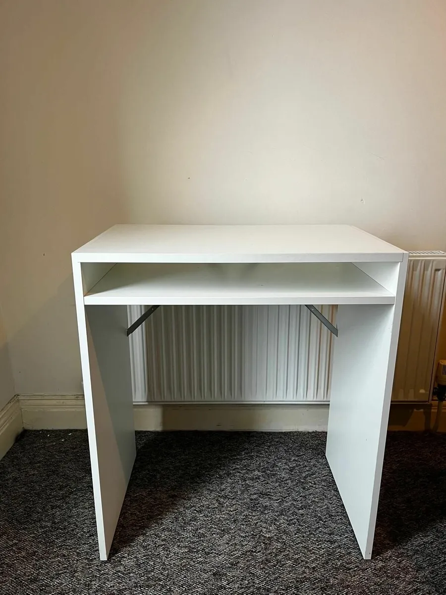 Desk + Ergonomic Gaming Chair - Image 3