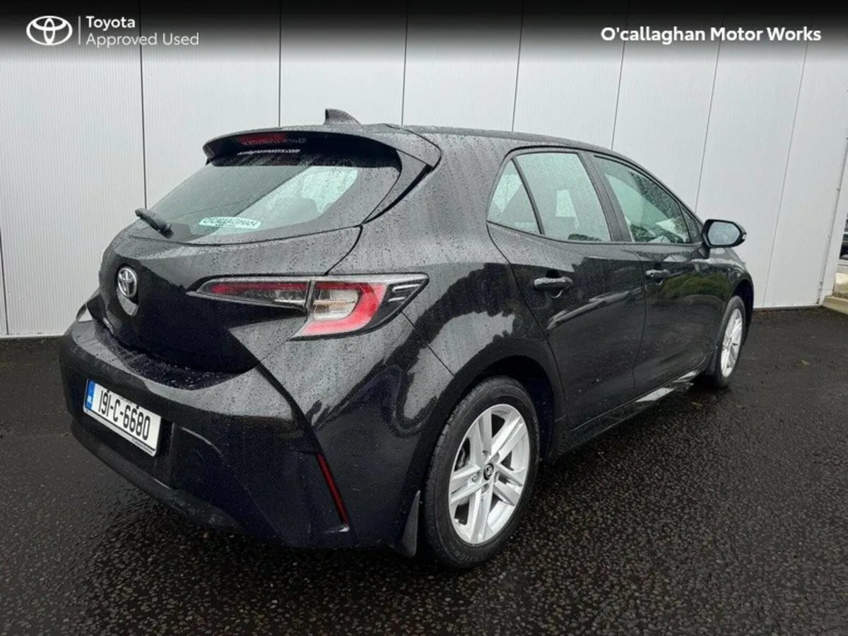 Toyota Corolla COROLLA 1.2T LUNA H/B - Image 4