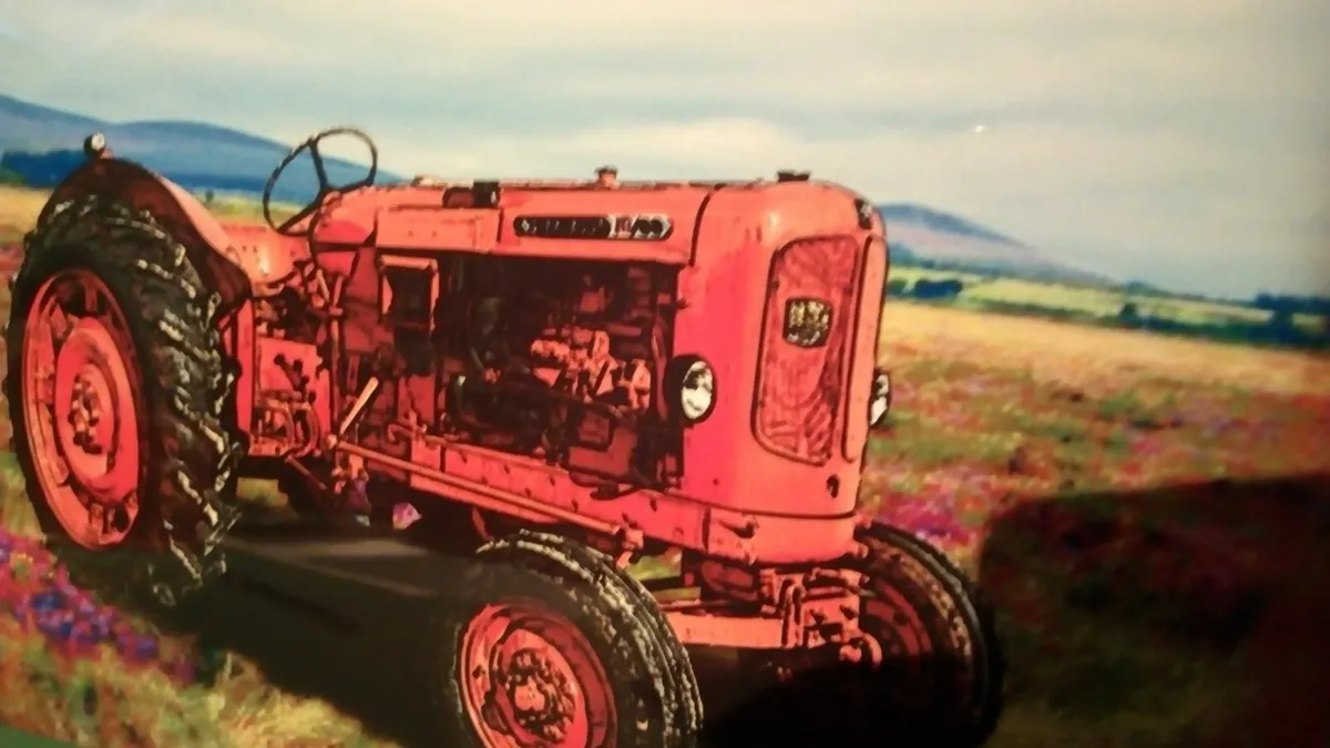 Nuffield 10/60 classic tractor tin metal sign - Image 4