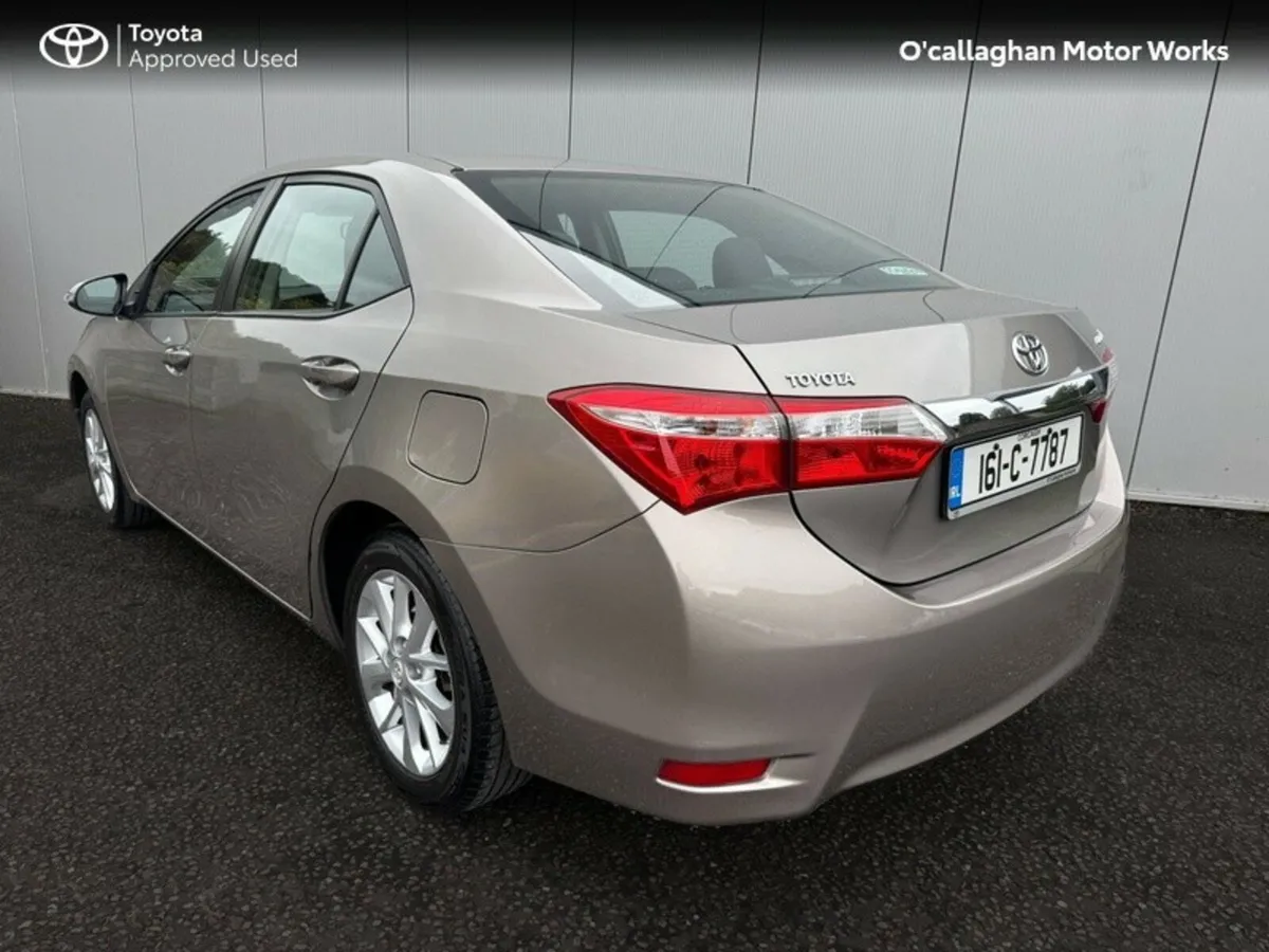 Toyota Corolla COROLLA 1.4D-4D AURA - Image 3